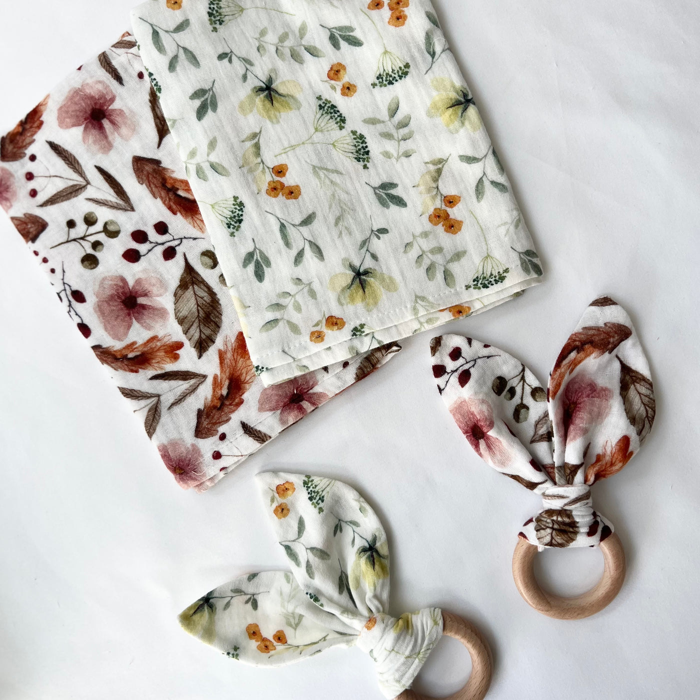 Floral Mini Muslin and Teether set