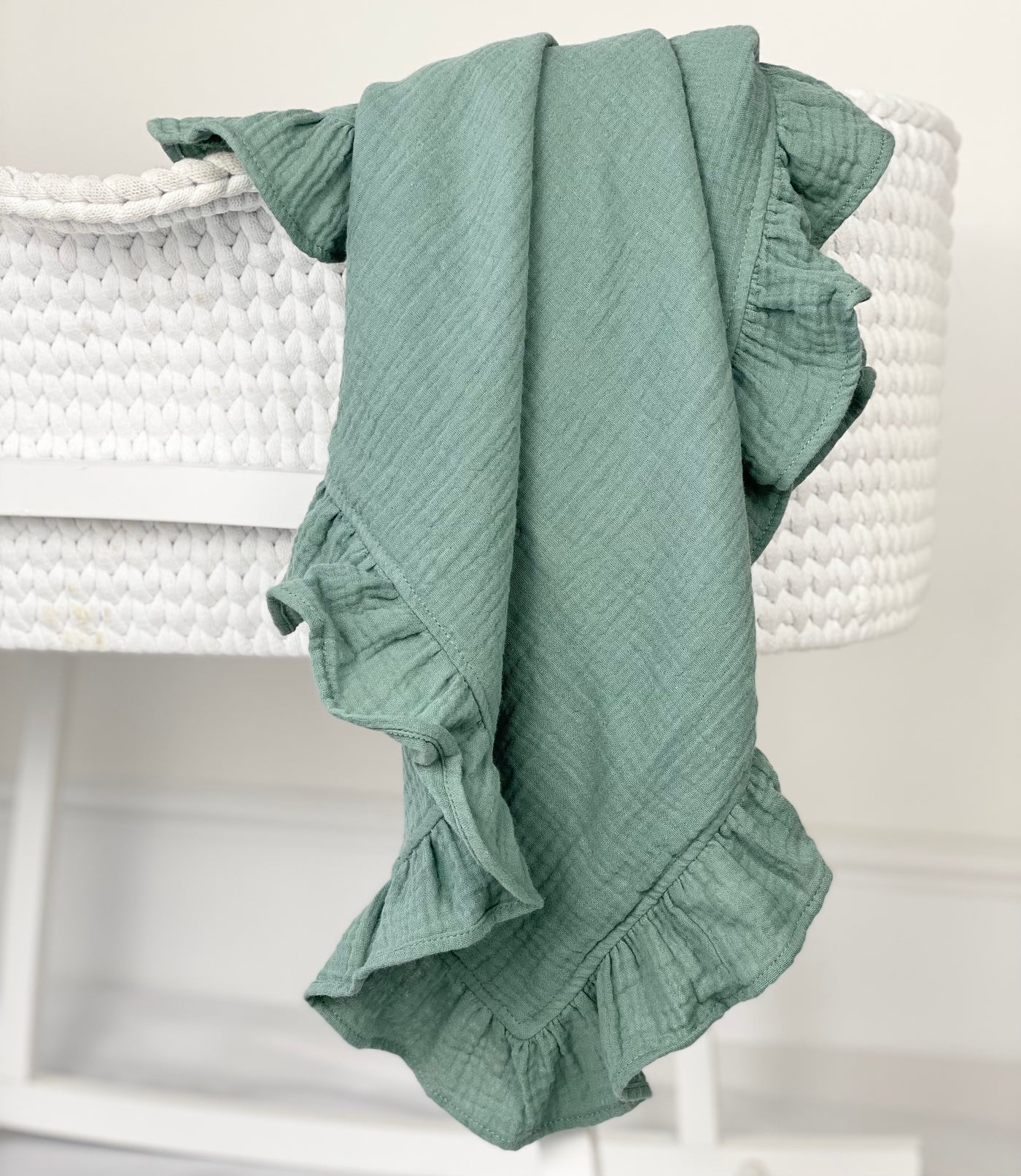 Green Frill Blanket